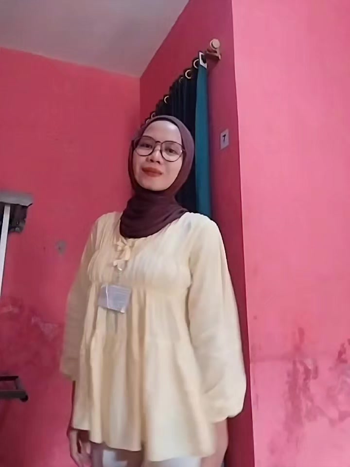 @randomee🩷🩵