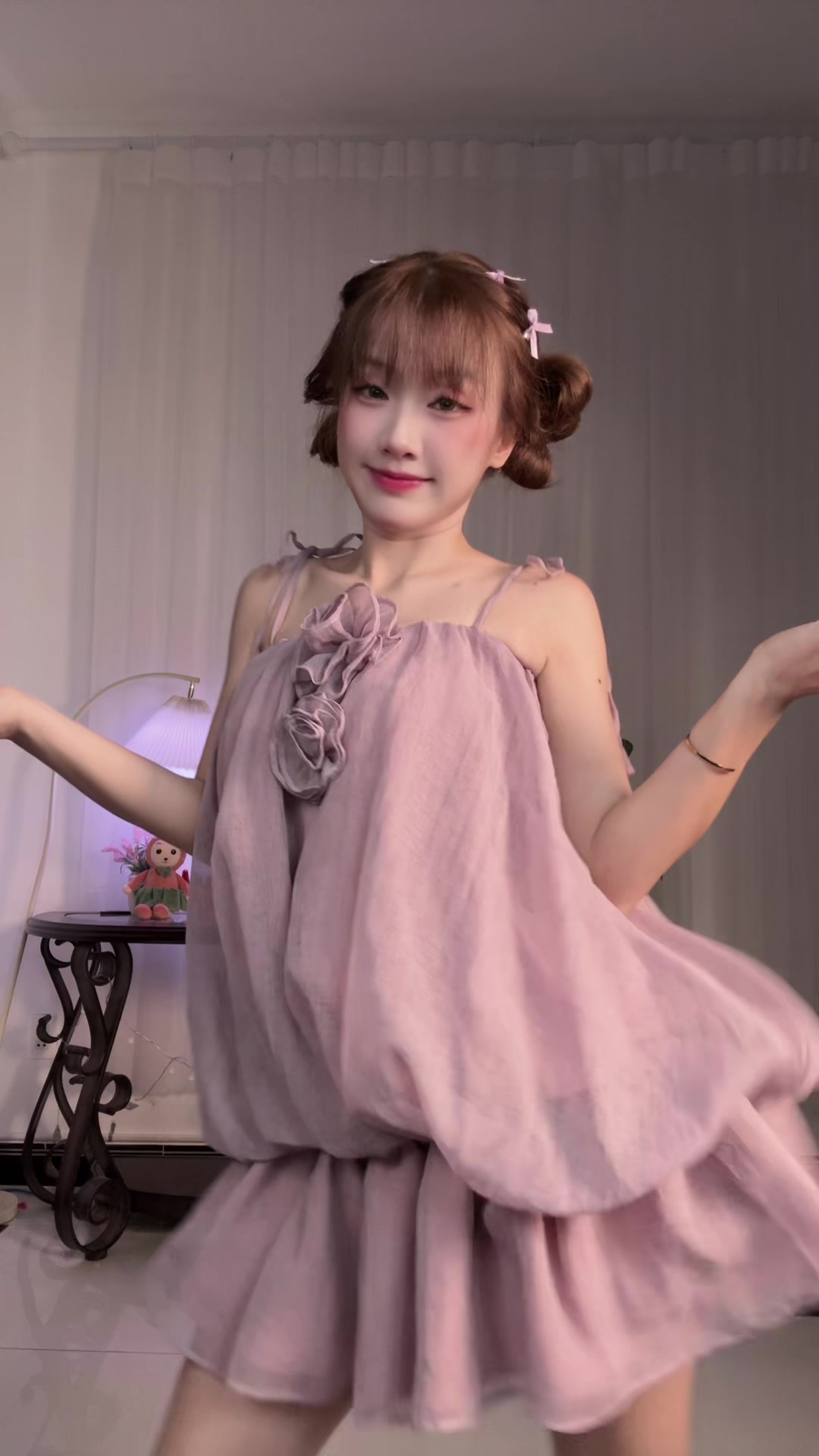 @𝓗𝓪̀ 𝓥𝓲 🌷
