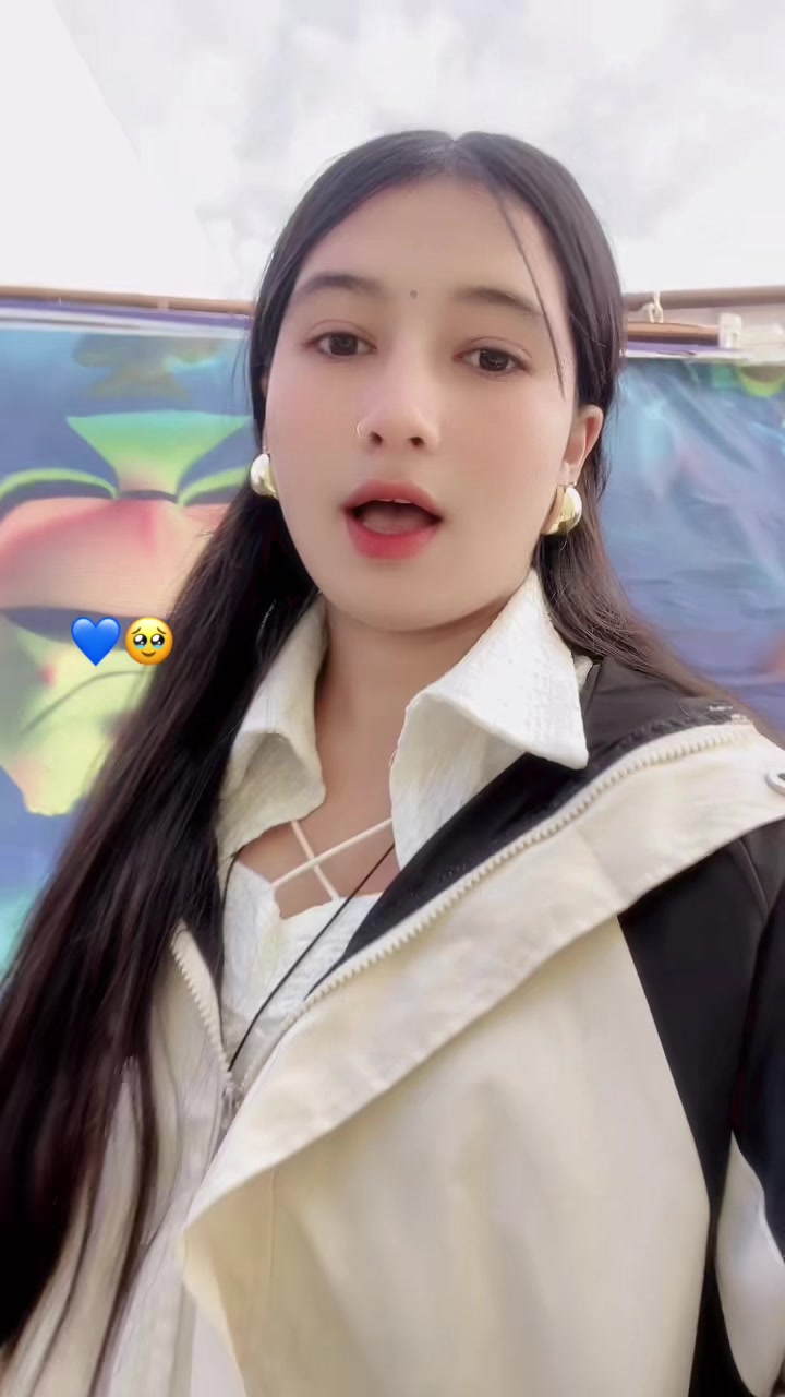 @Lill__sandhuu