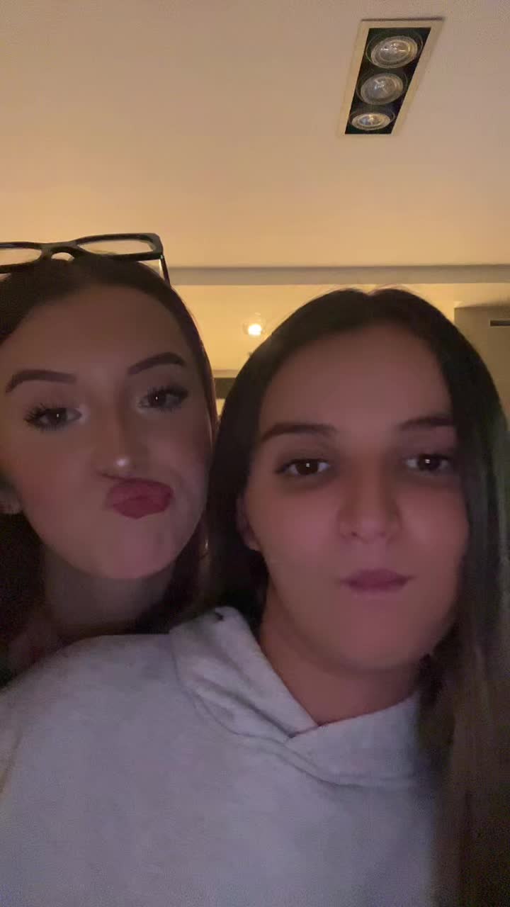 @Leaaa
