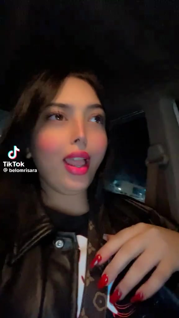@saradanoun
