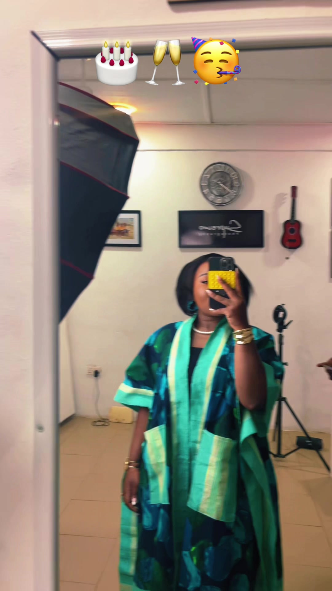@Shivi's Vintage GlowCos.🛍️🌸