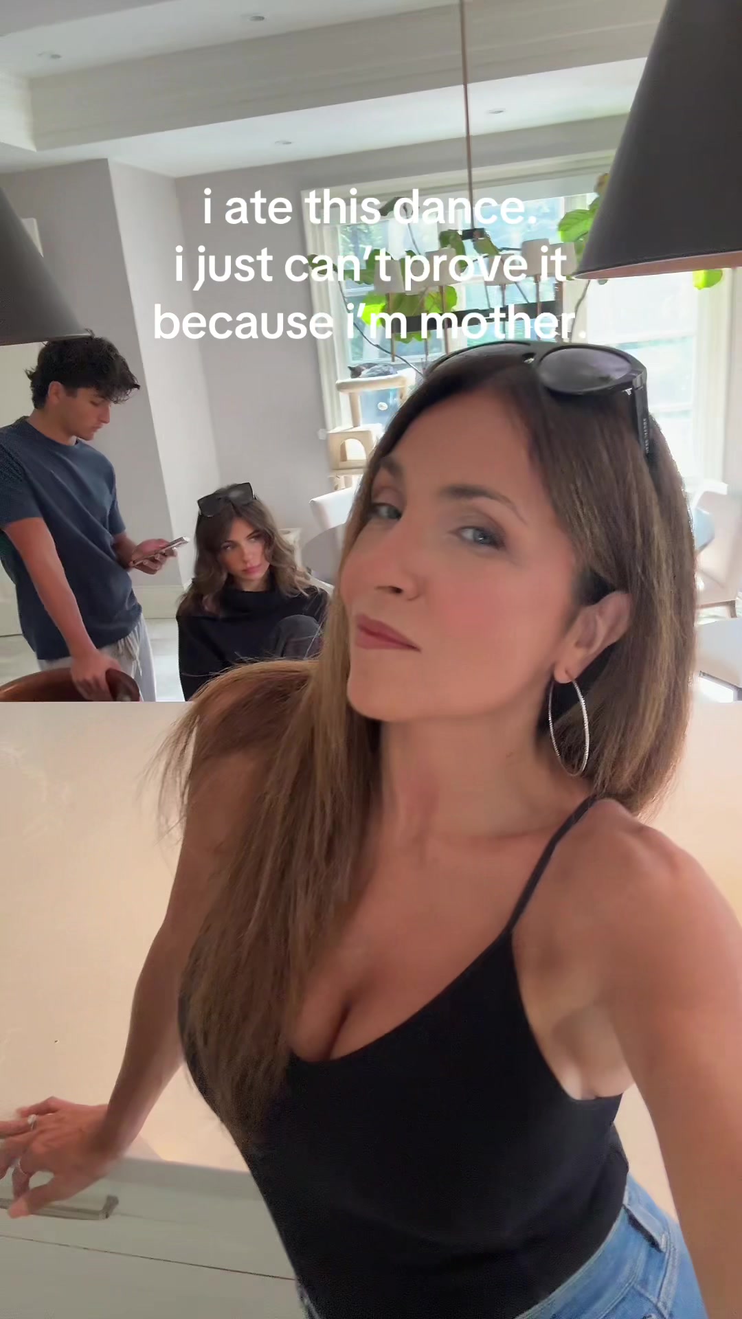 @itsgivingmother