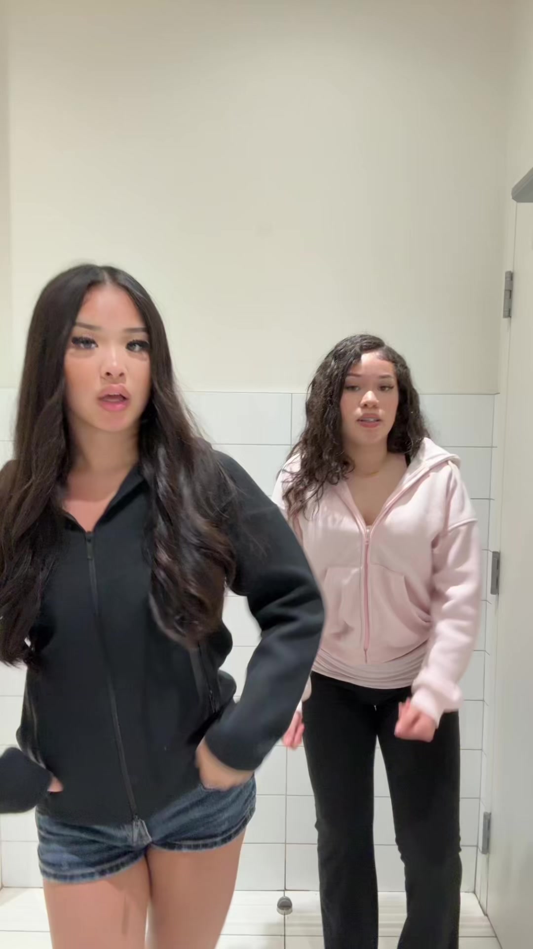 @Liv