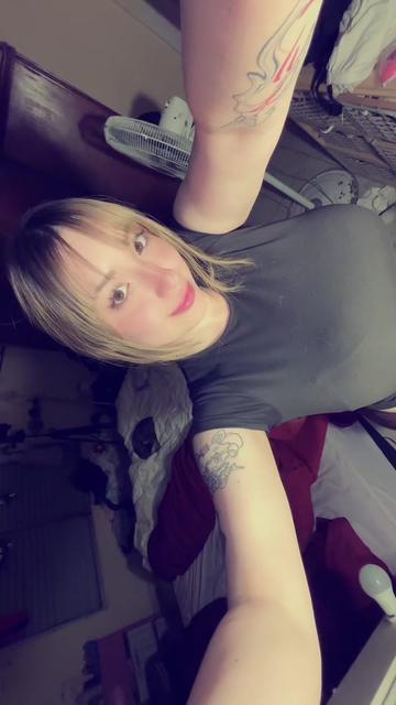 @neekoliinaa