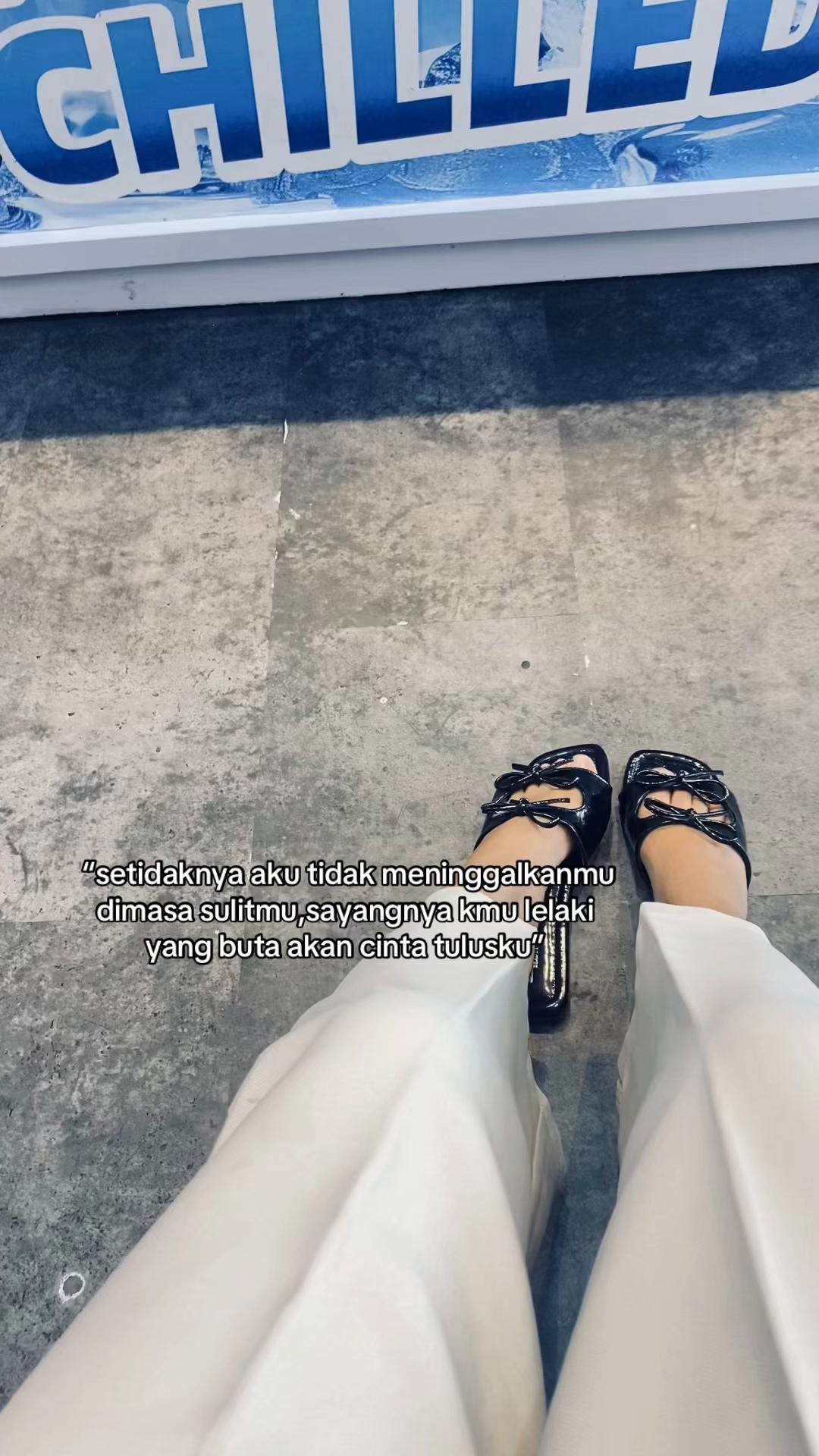 @￶