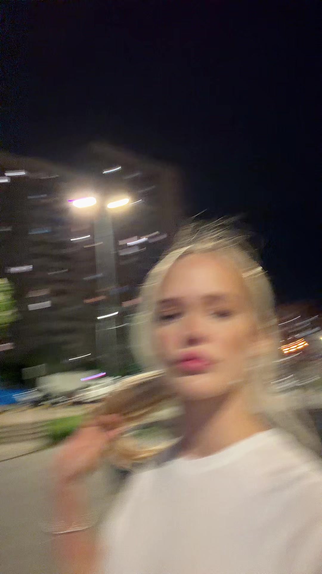 @👩🏼