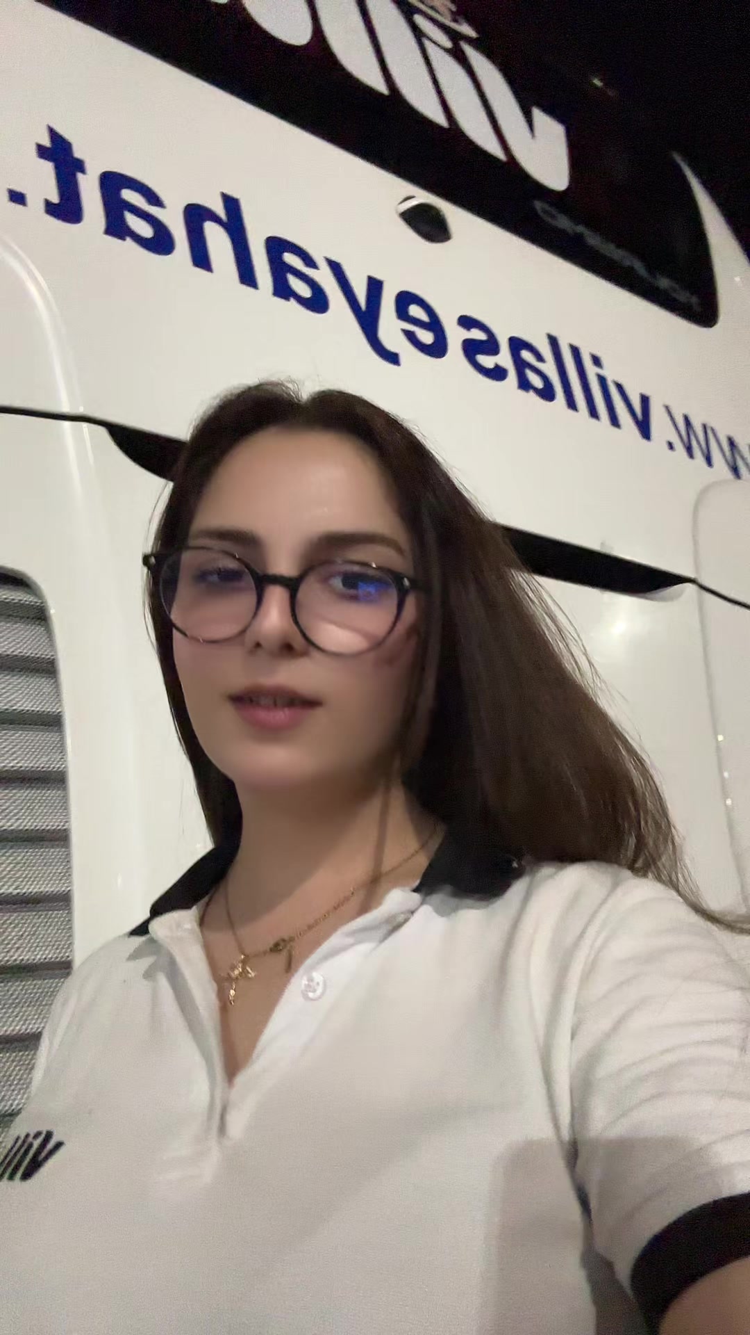@Rabia.hostes41