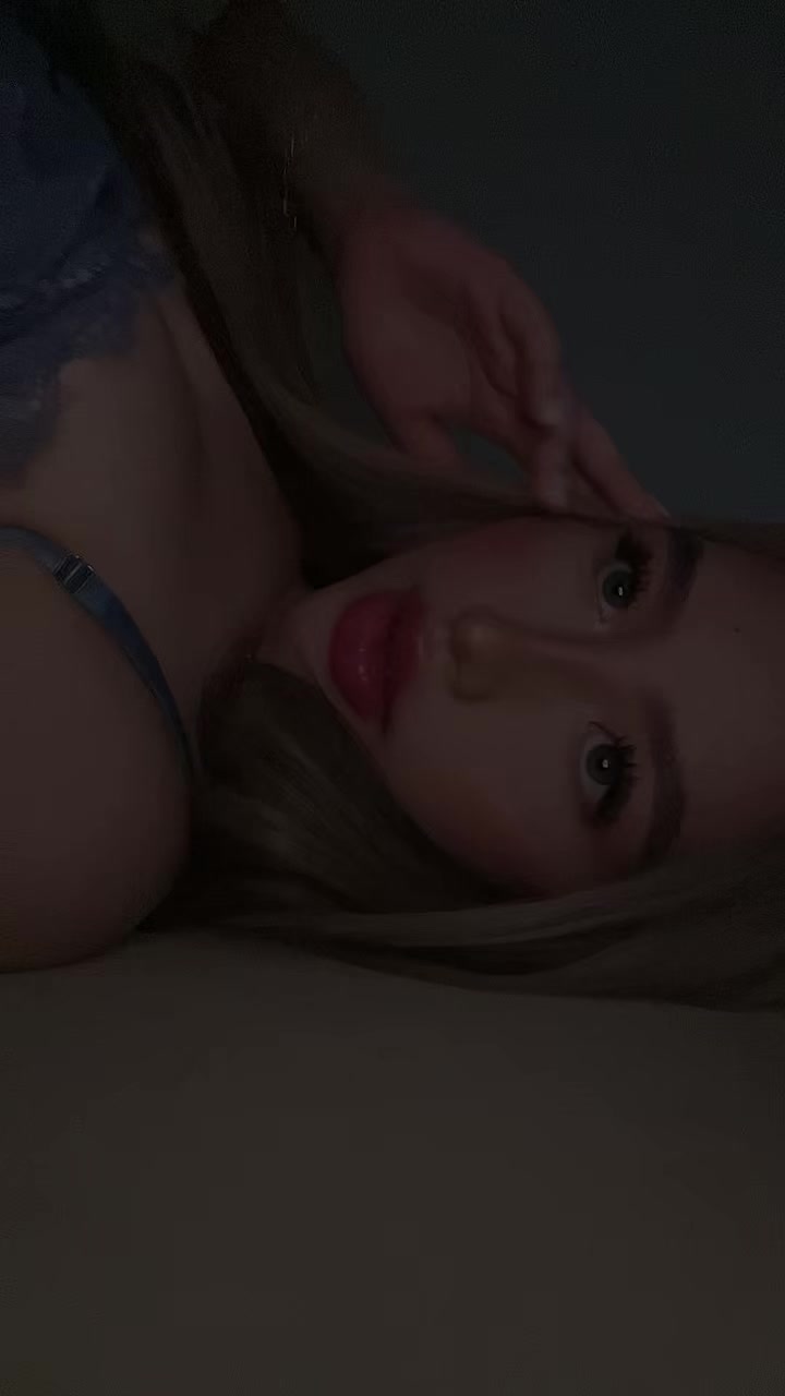 @👸🏼