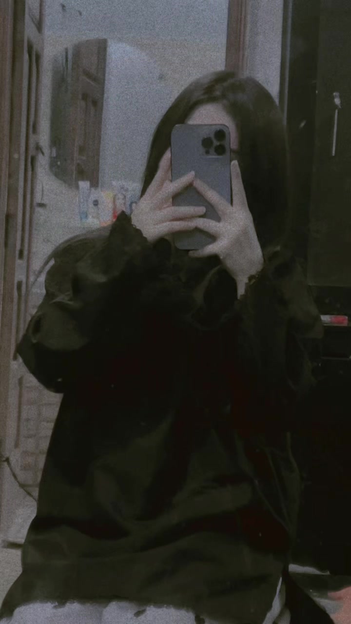 @K•