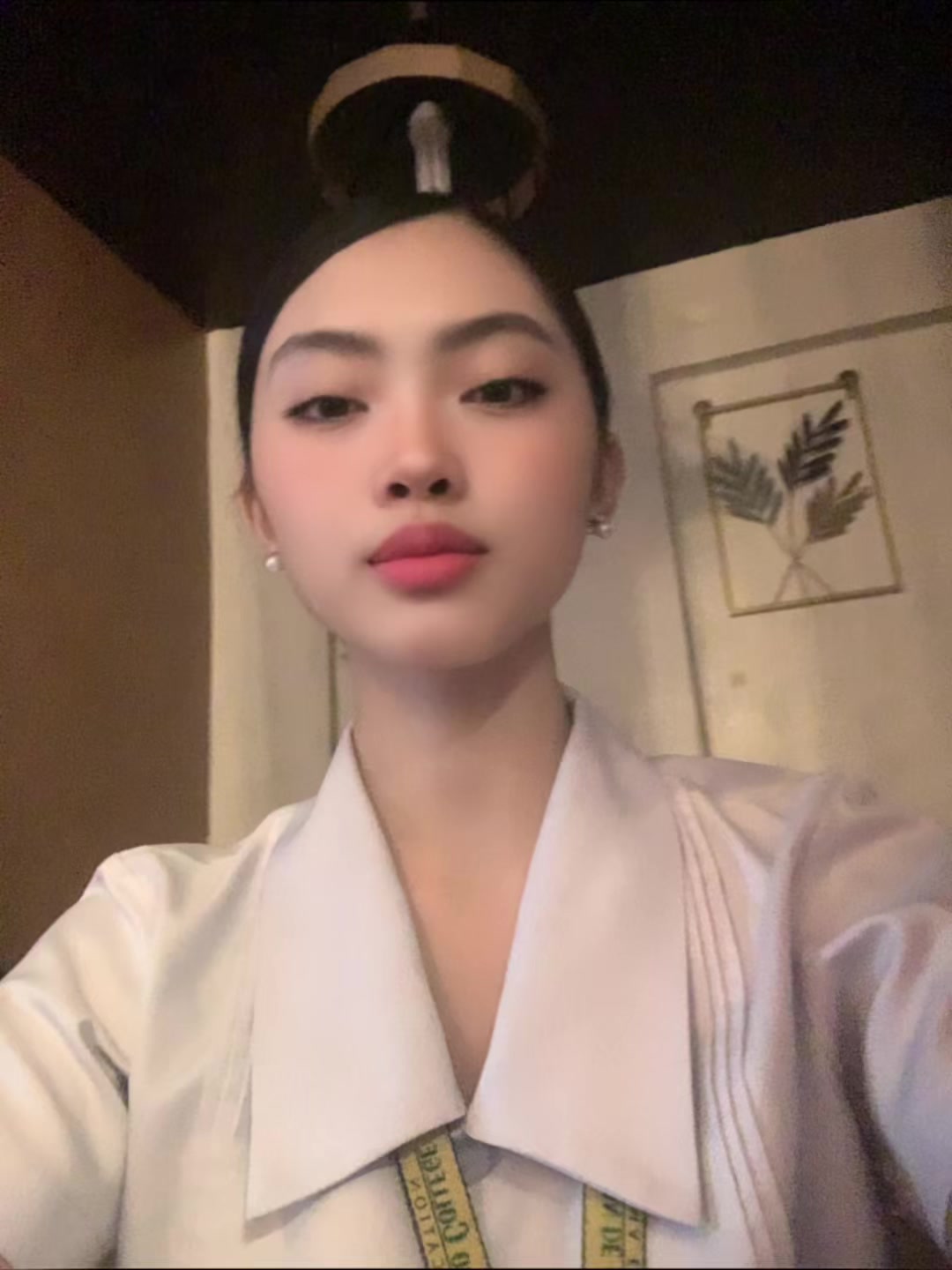 @️