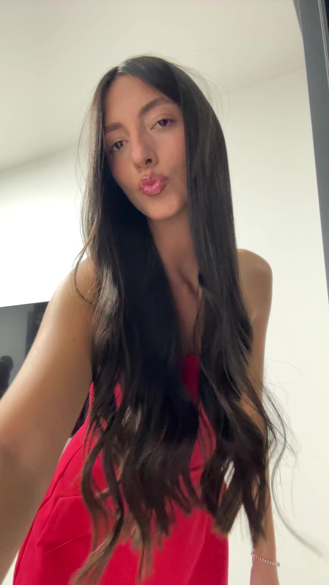 @noam_tetro