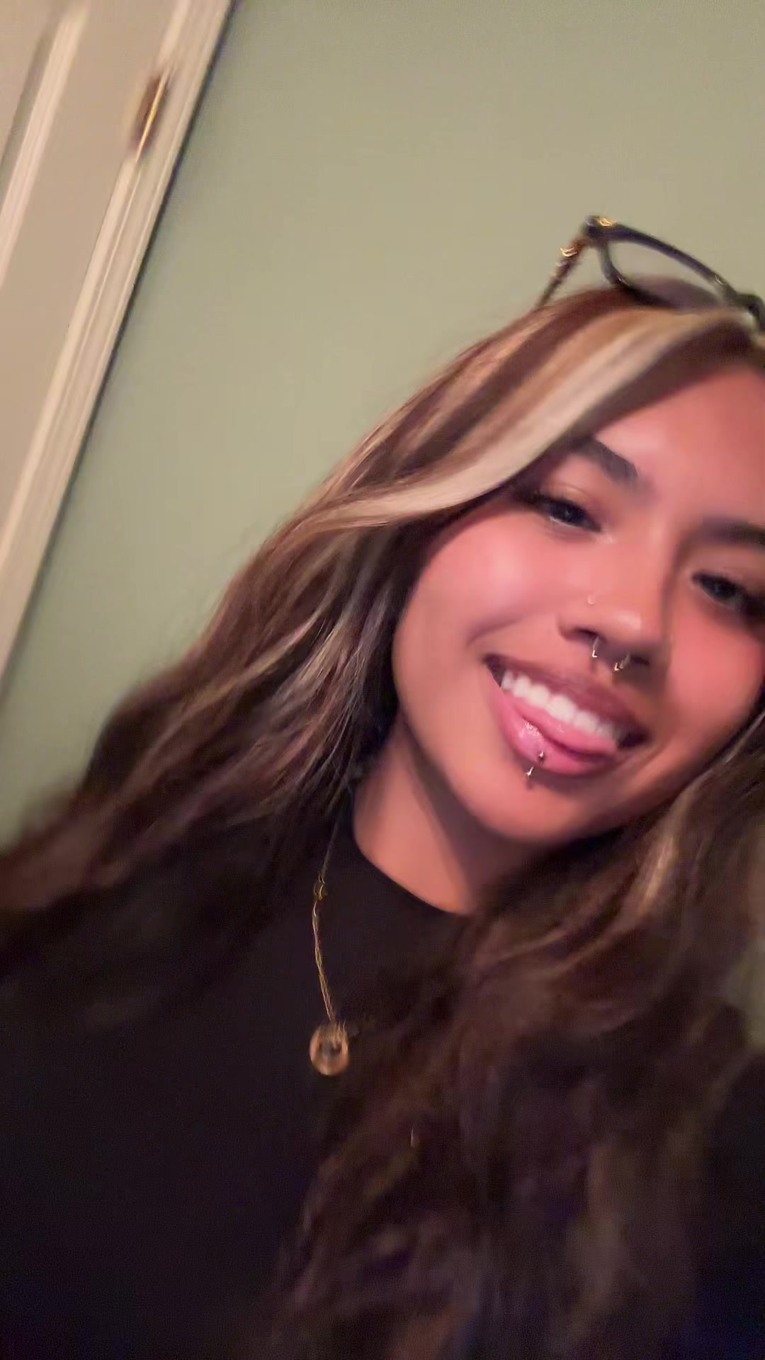 @selena ⨷
