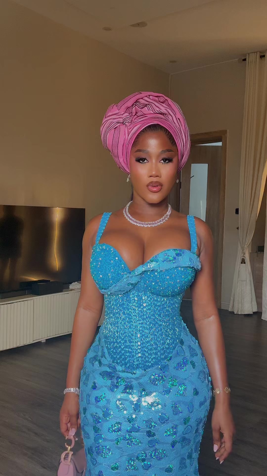 @o.oyinda