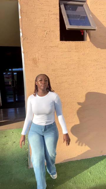 @Oluwatomisin 🌸🤎🩶
