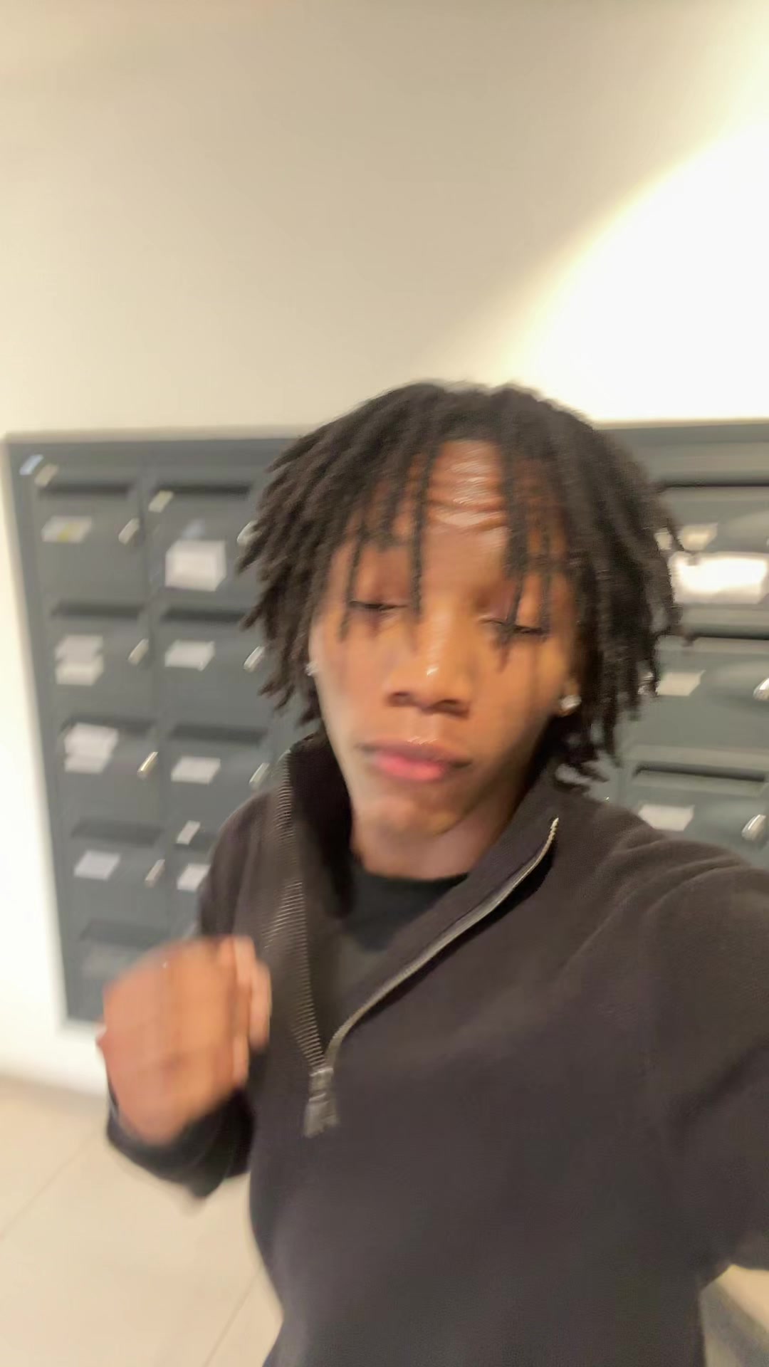 @Fingerman👅🇨🇬