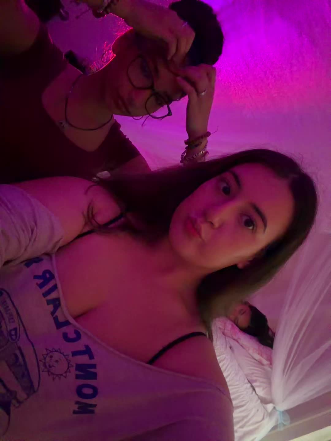 @liv<33