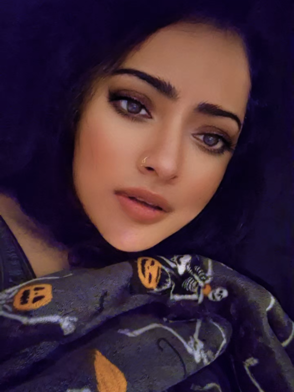 @haniya khan