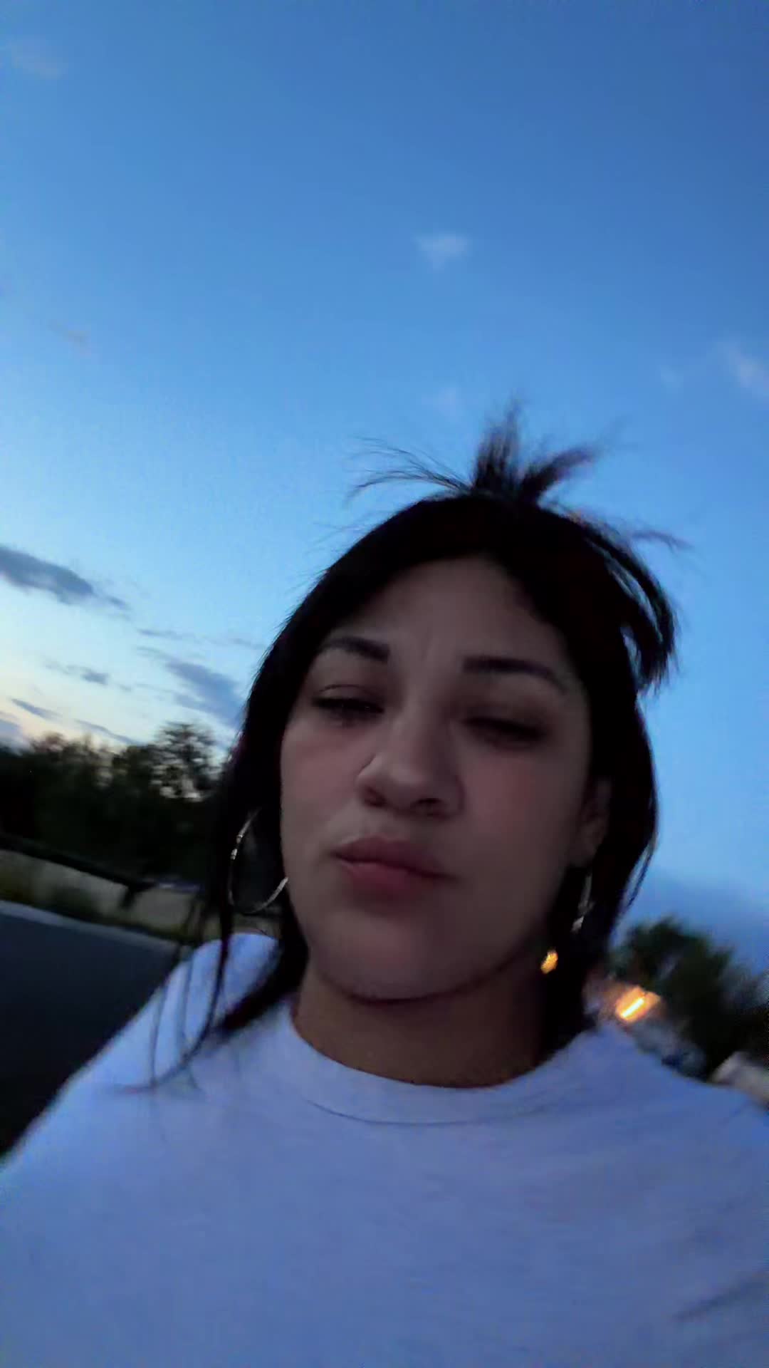 @Omelys