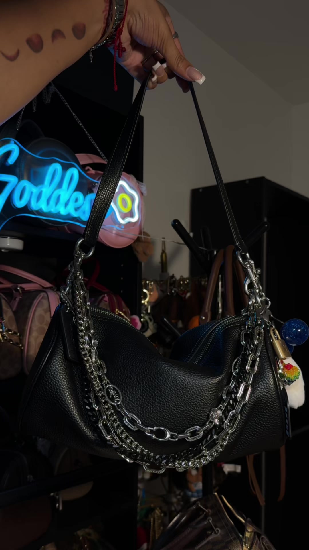 @J 🩵👜🫧
