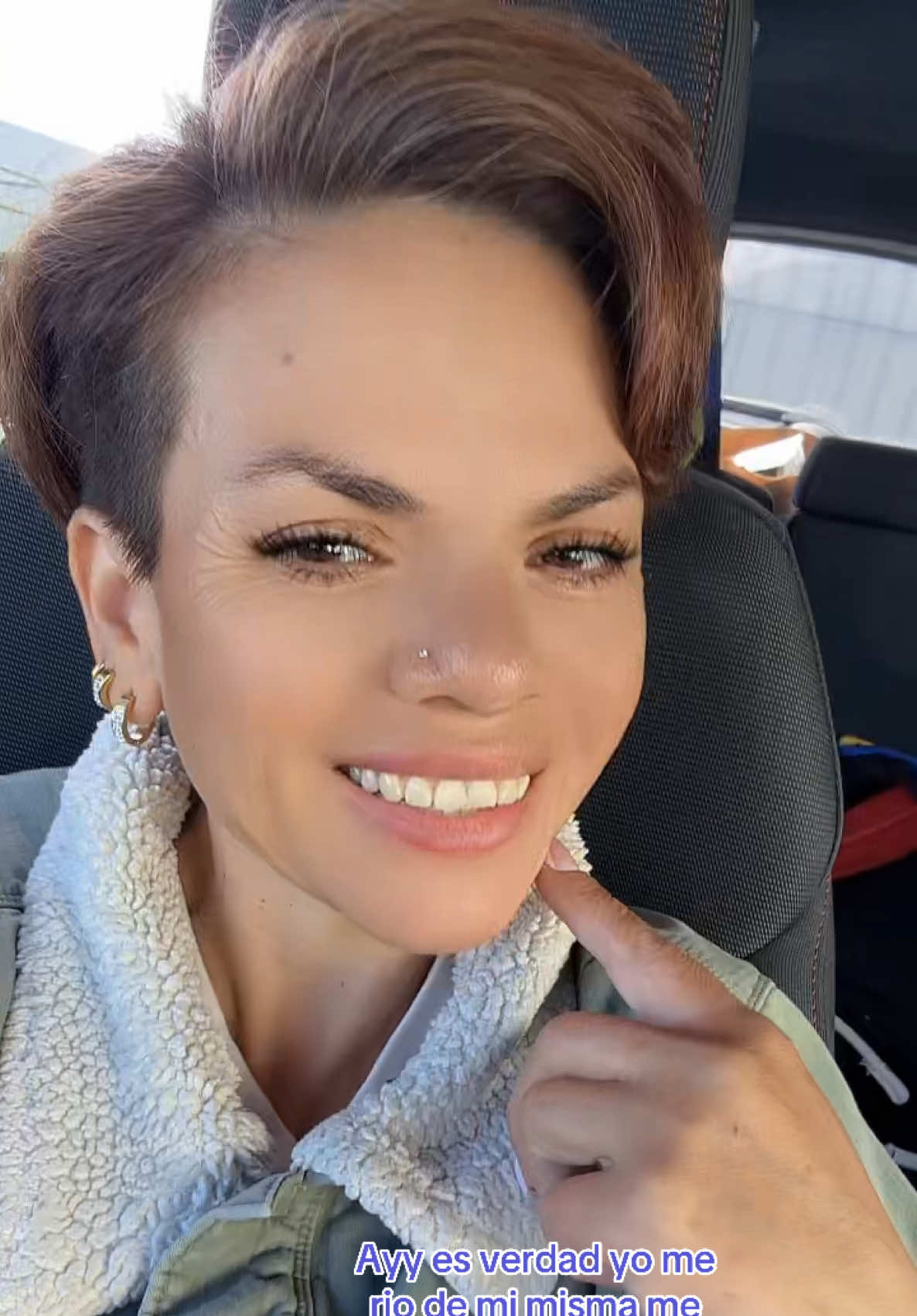 @vickisisepuede