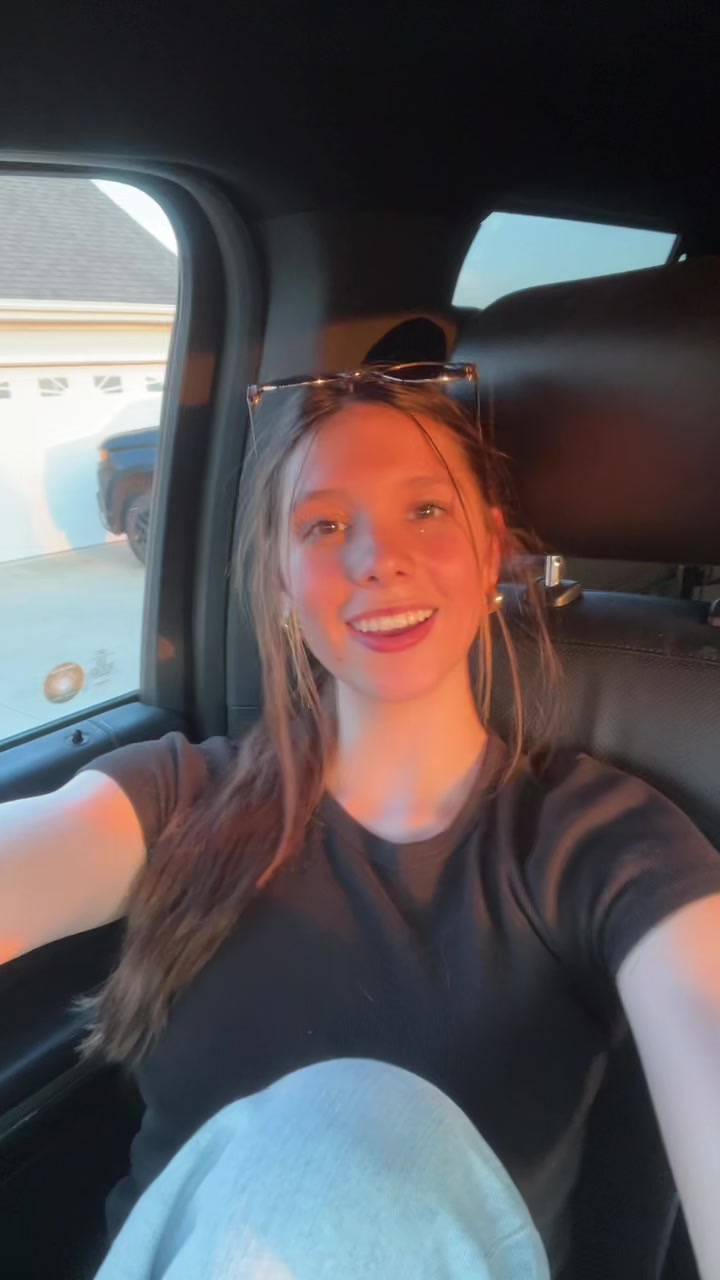 @dakotafife