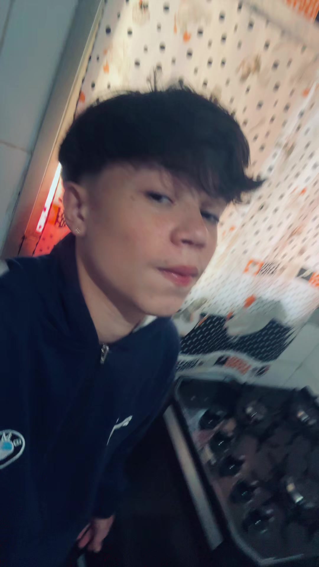 @Carloss🤳🏻