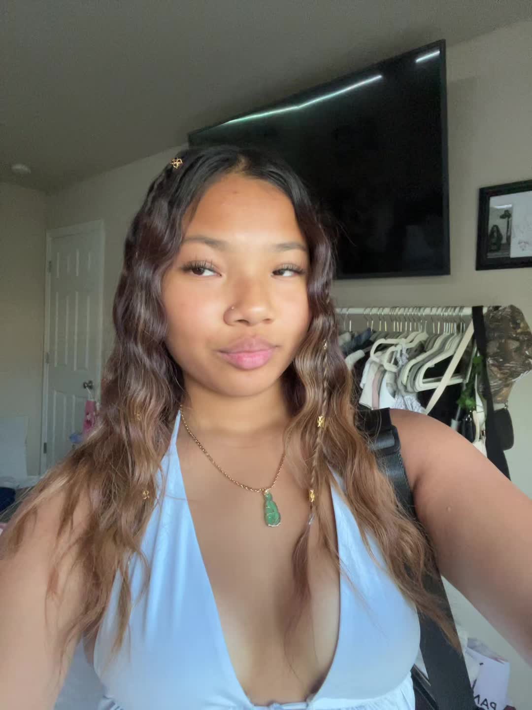 @️