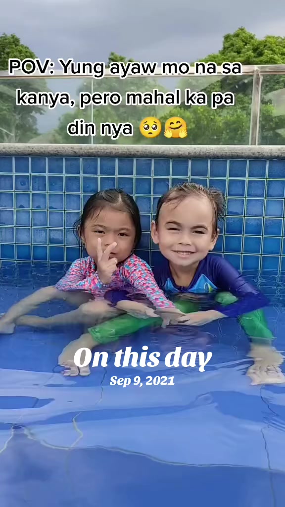 @🦋