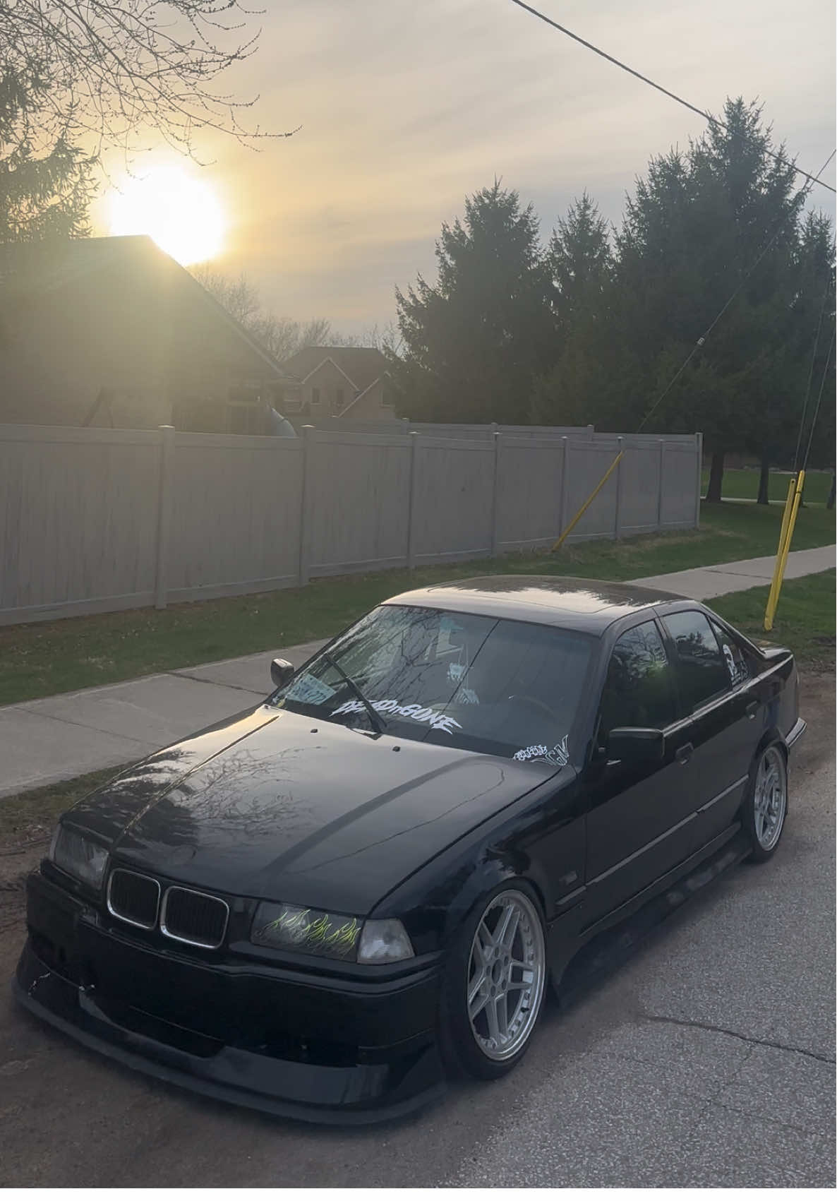@poon_saloon_e36CL