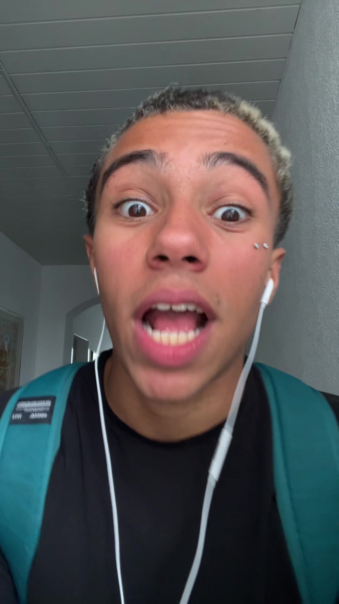 @Marlon