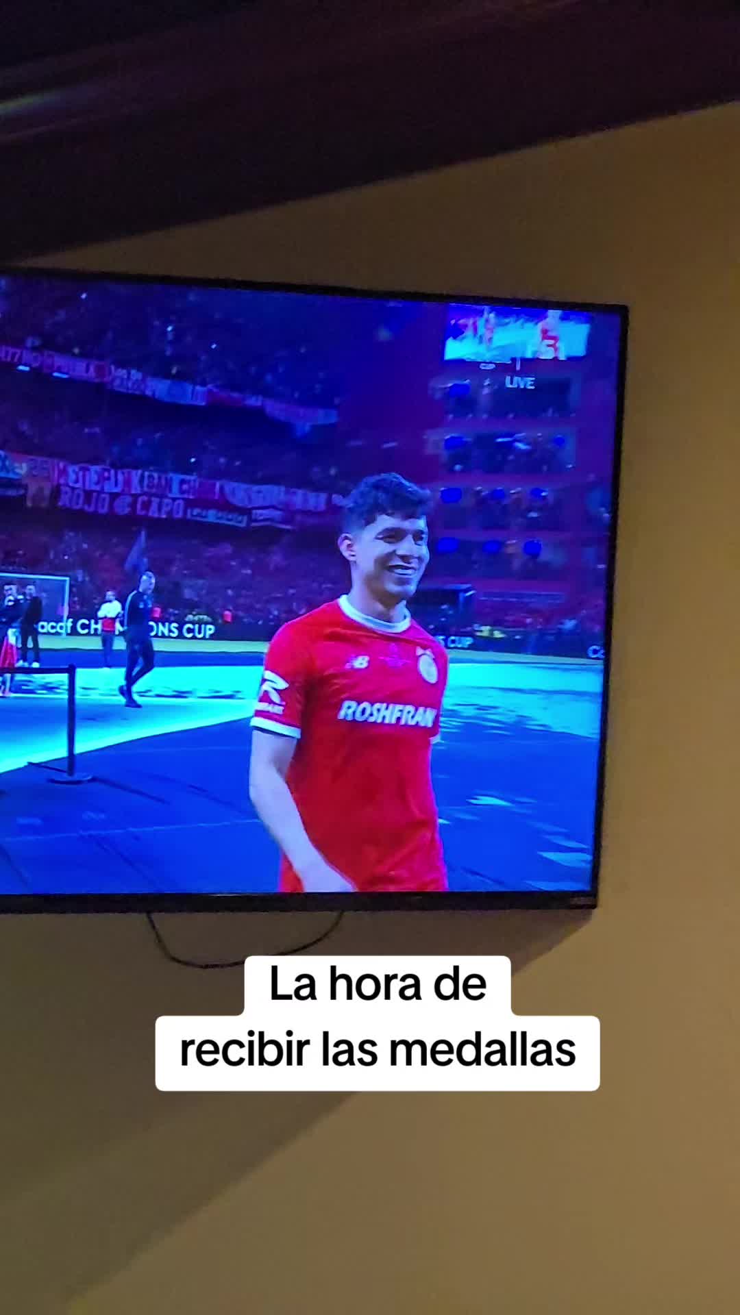 @Hector G