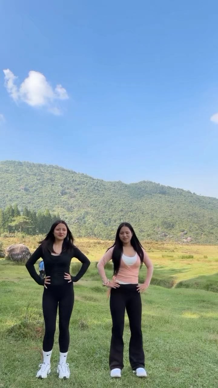@Mizo Tiktok King's ( 1.9M ❤️ )