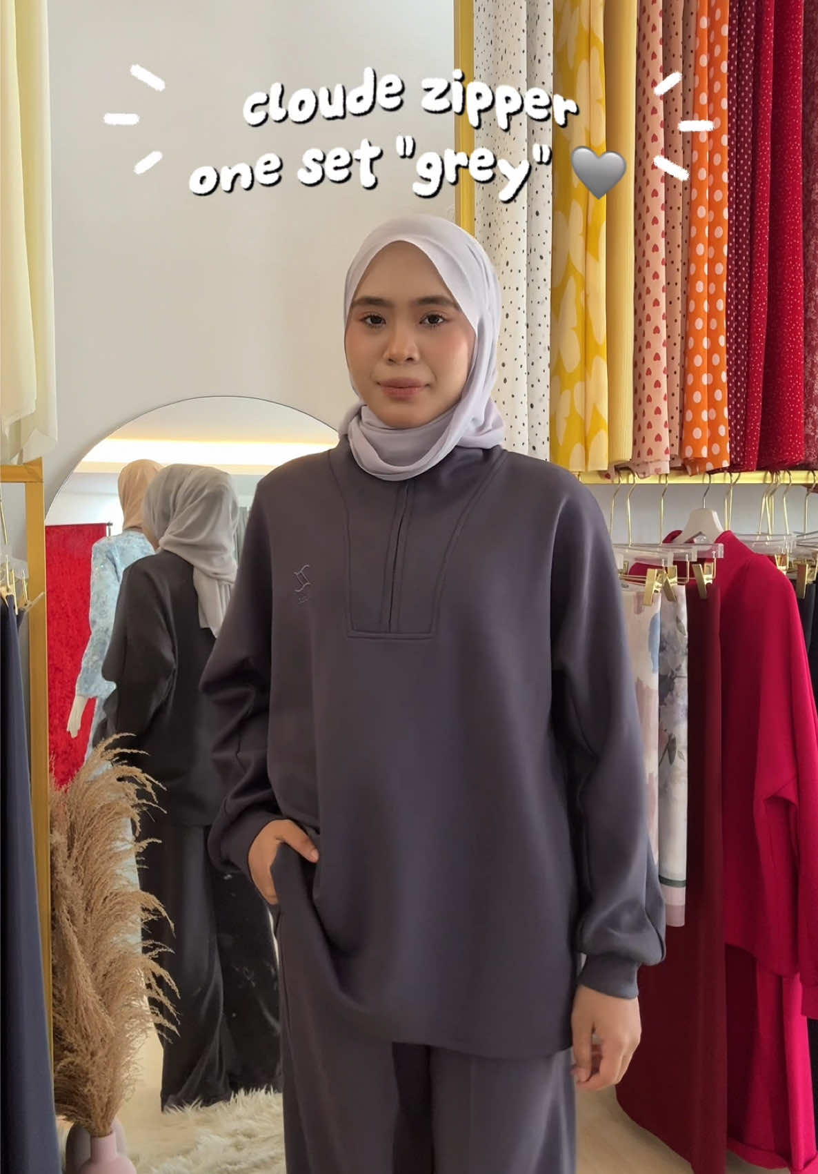 @ZEEZ SCARVES