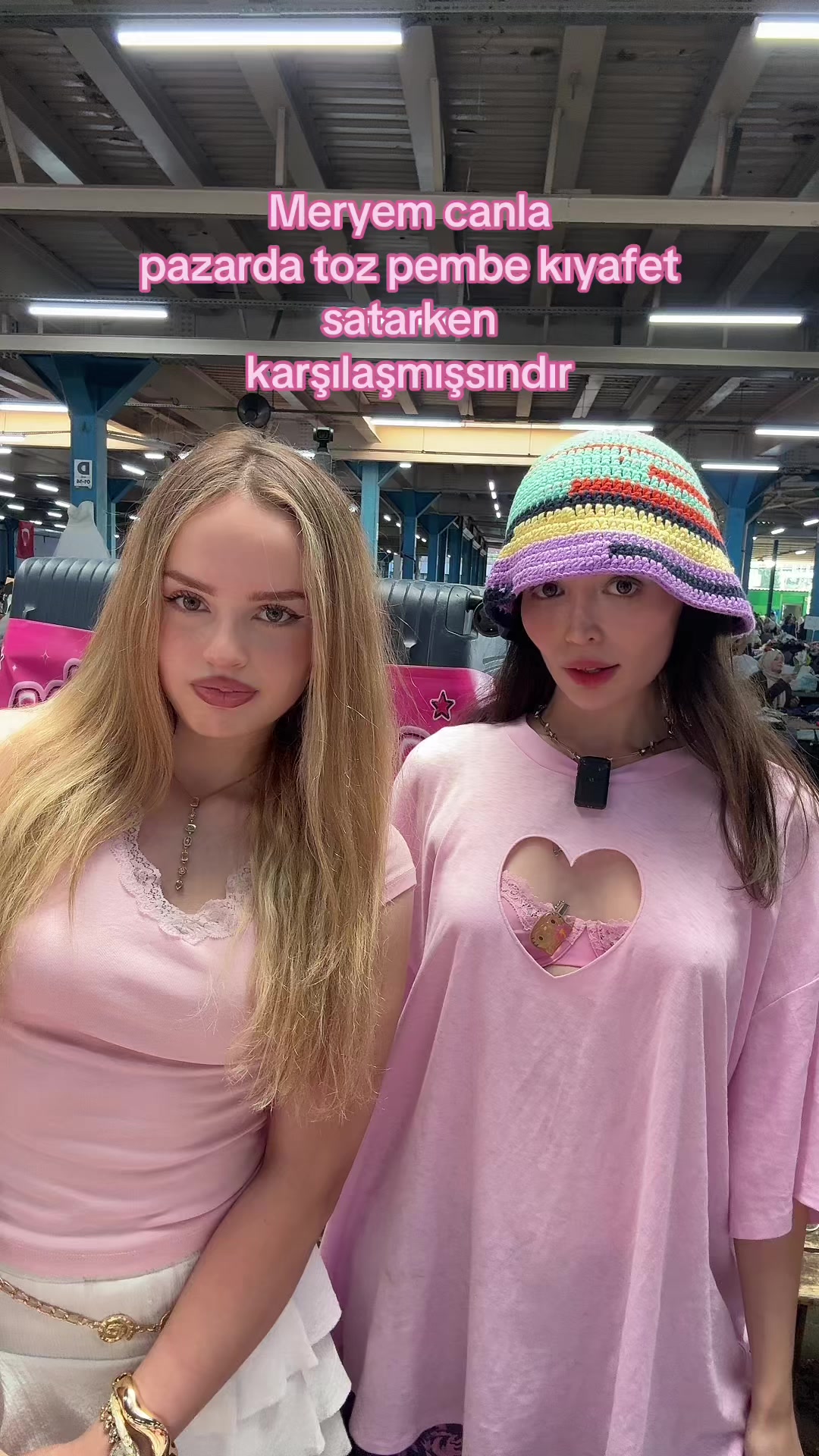 @Elaa