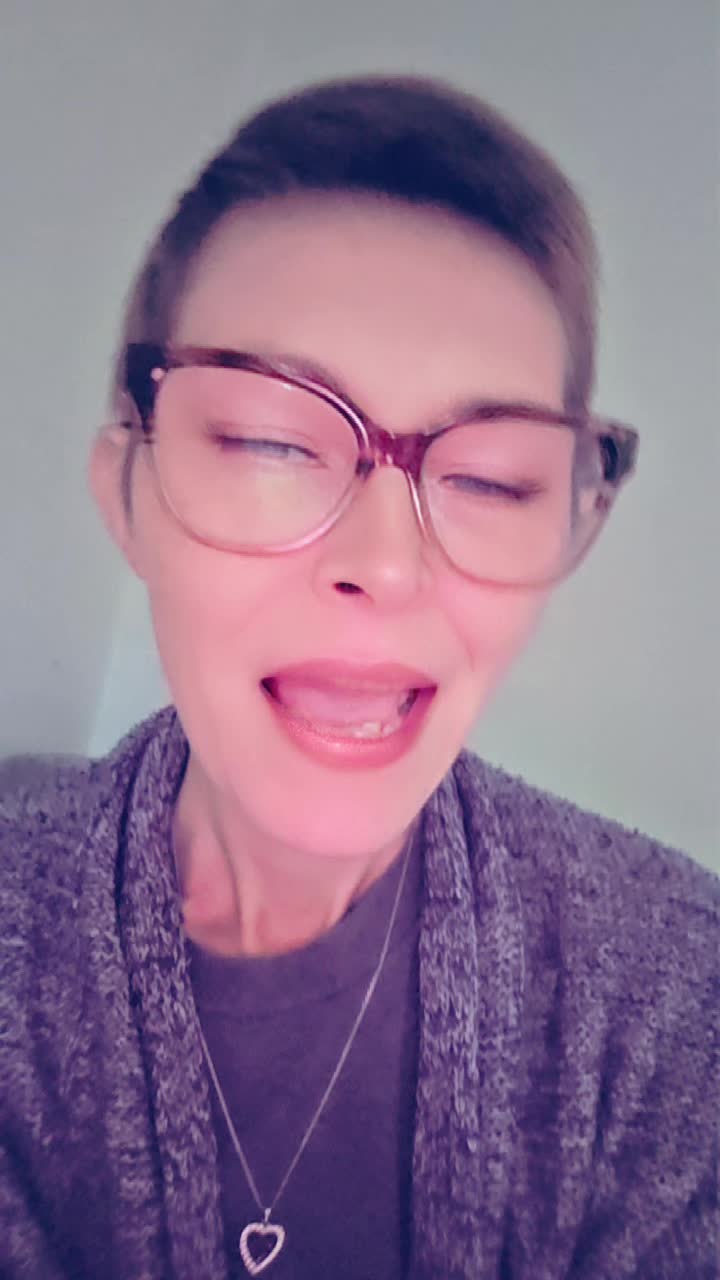 @QueenB502