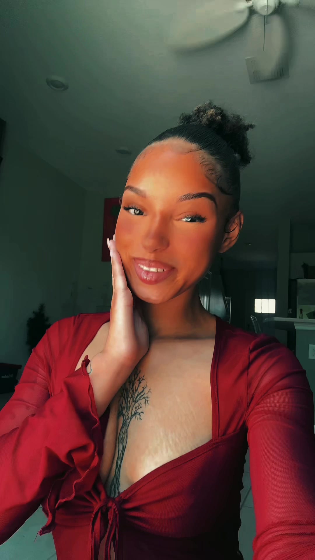 @🦈