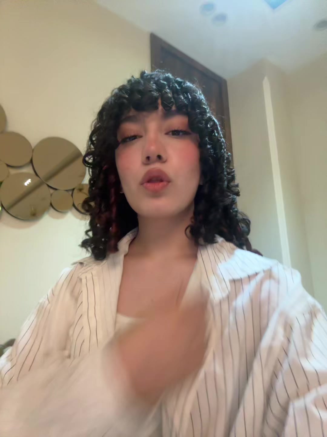 @roshaaa
