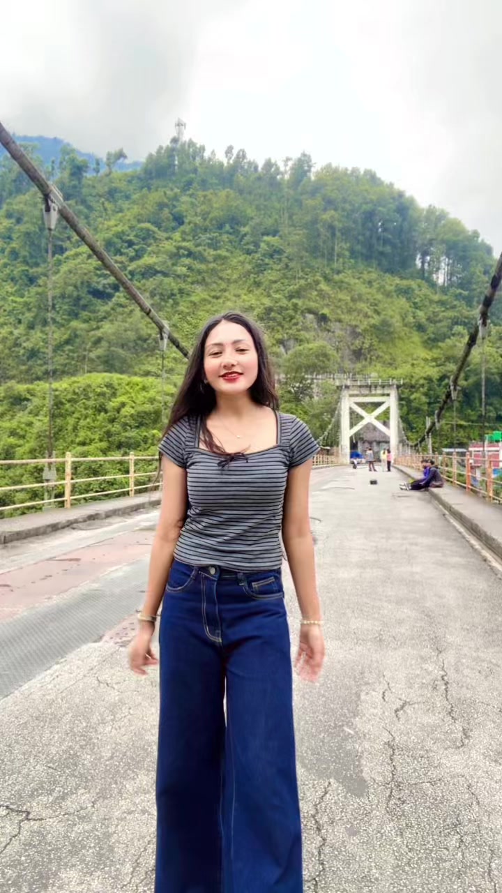 @Roji ᥫ᭡ Na