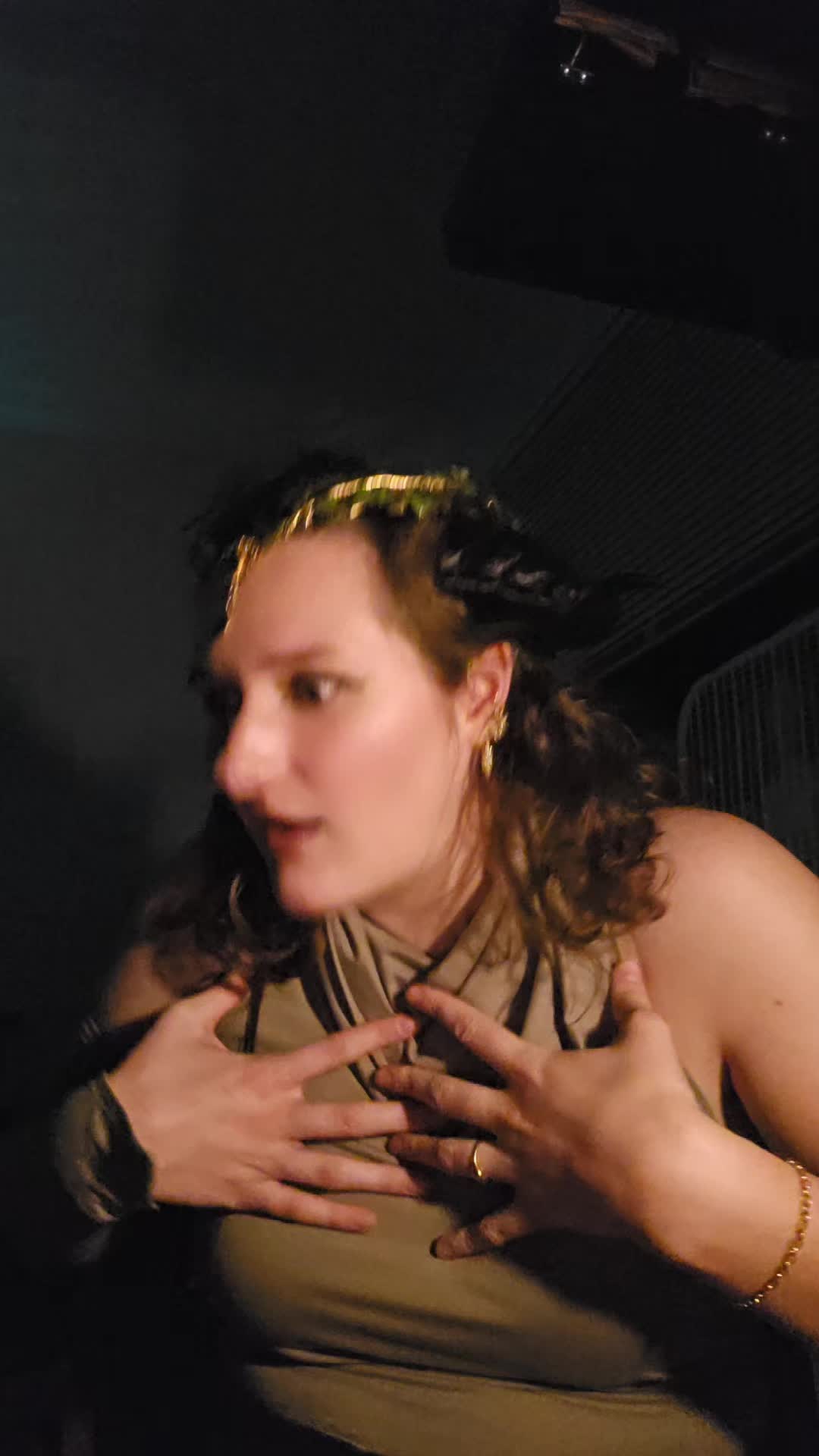 @Dragon1.