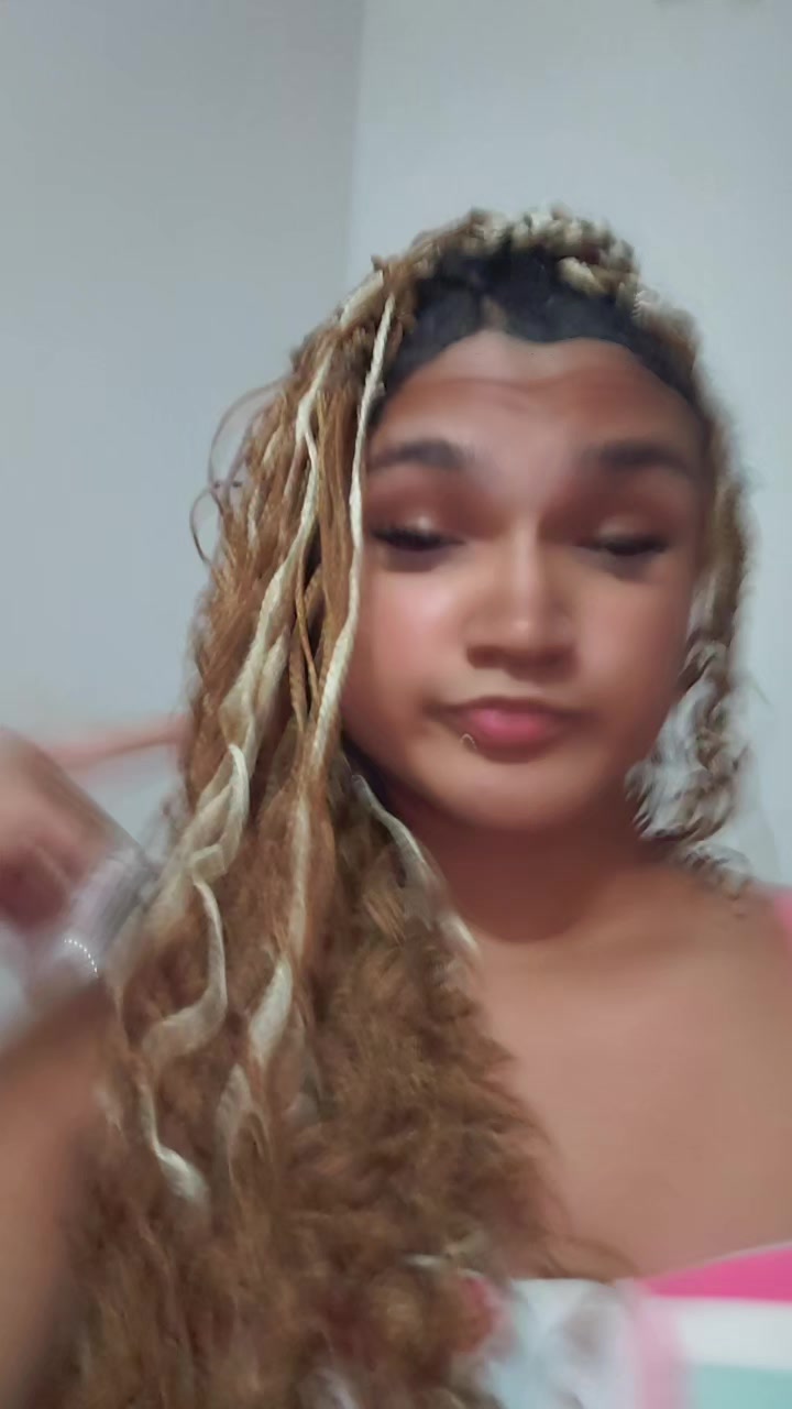 @Cris ✨✨