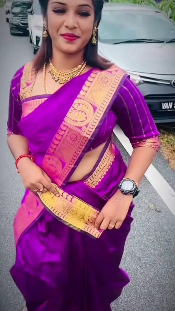 @ஷ ர் ம லி 💛🐣