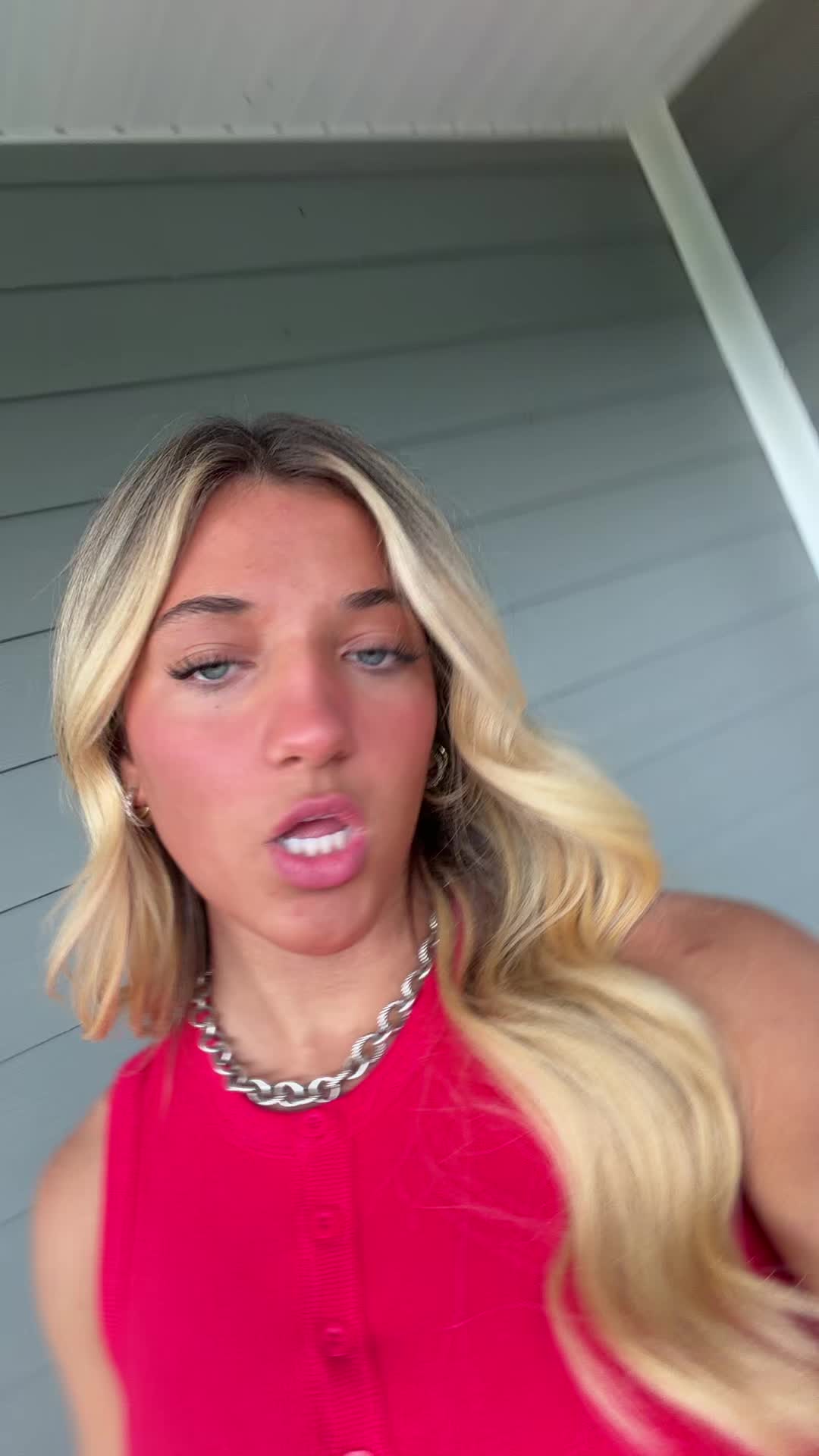 @ellaaa