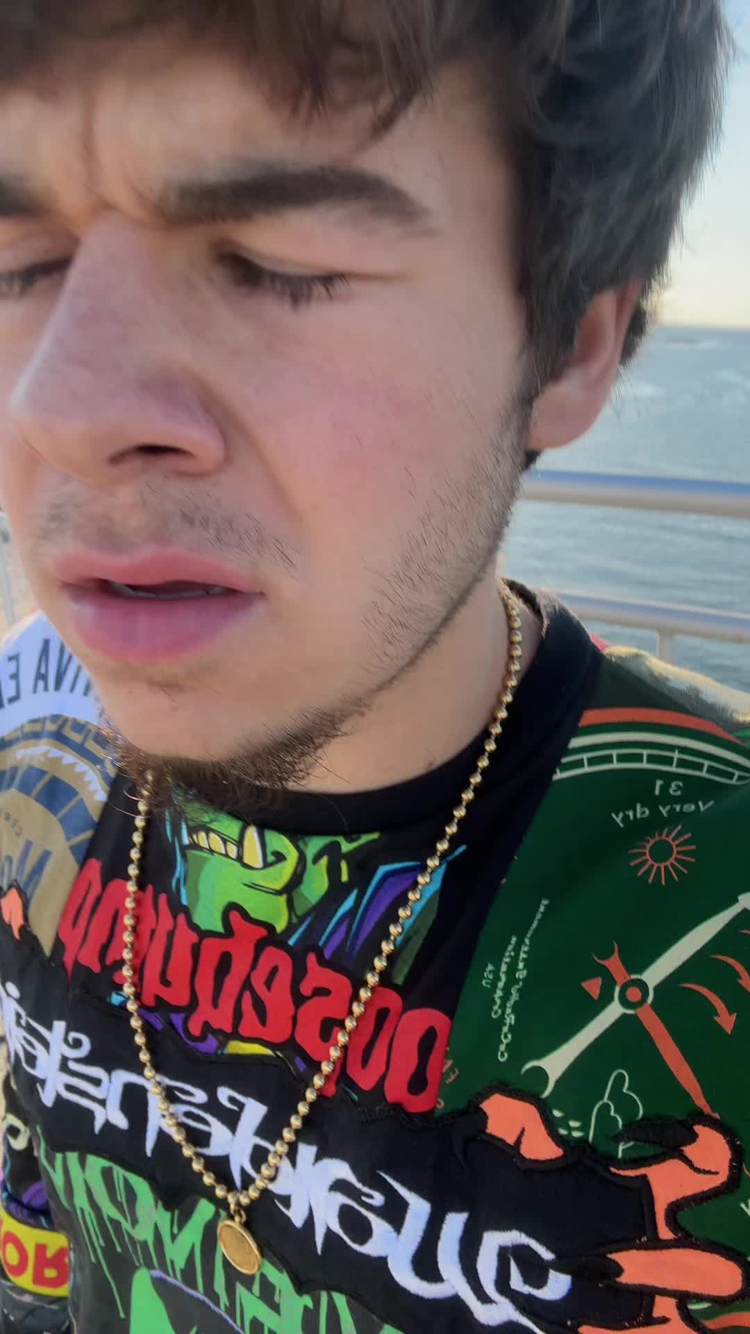 @shmxren