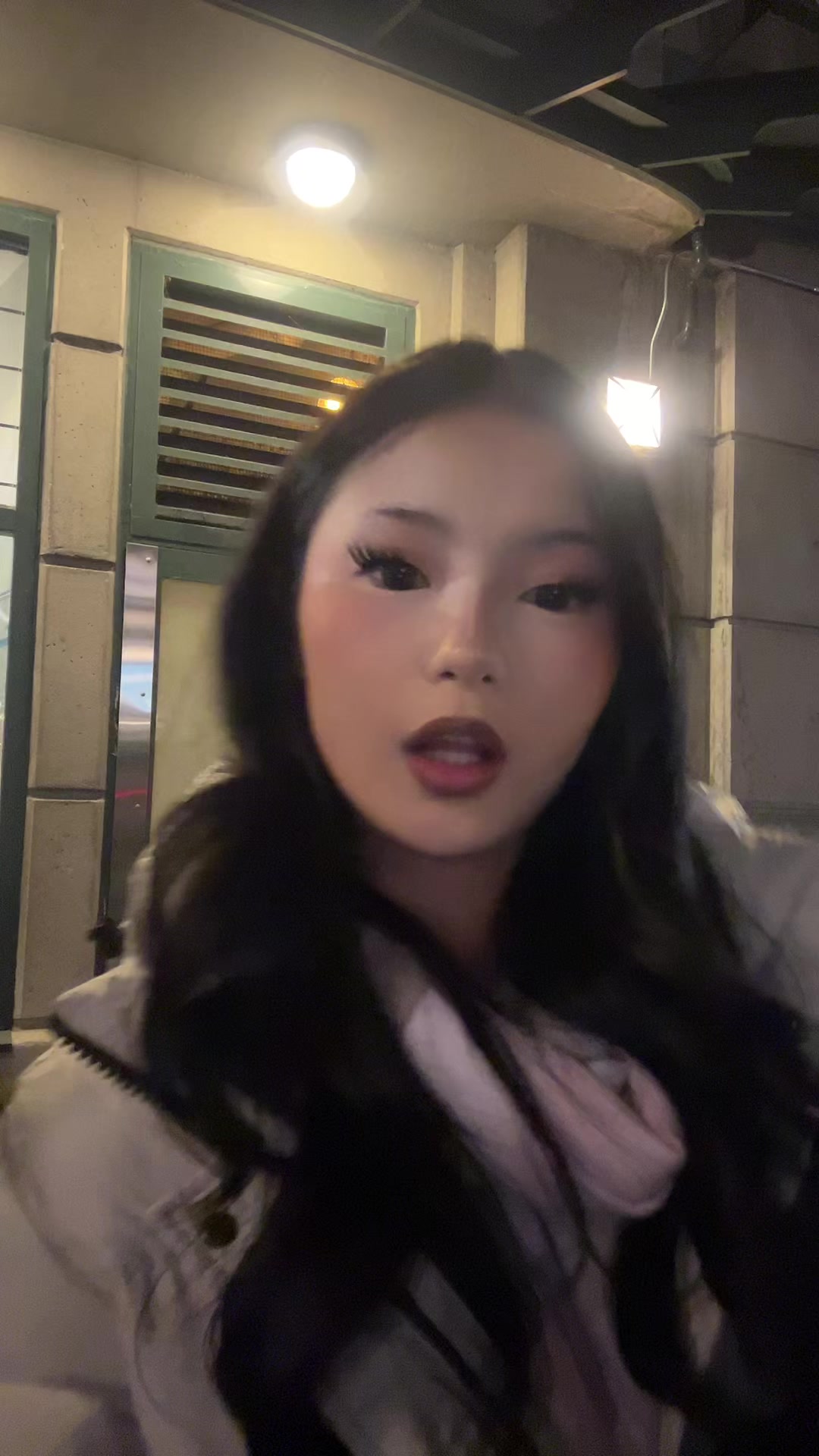 @j