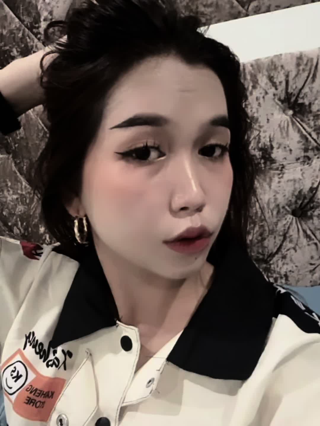 @Leakhana