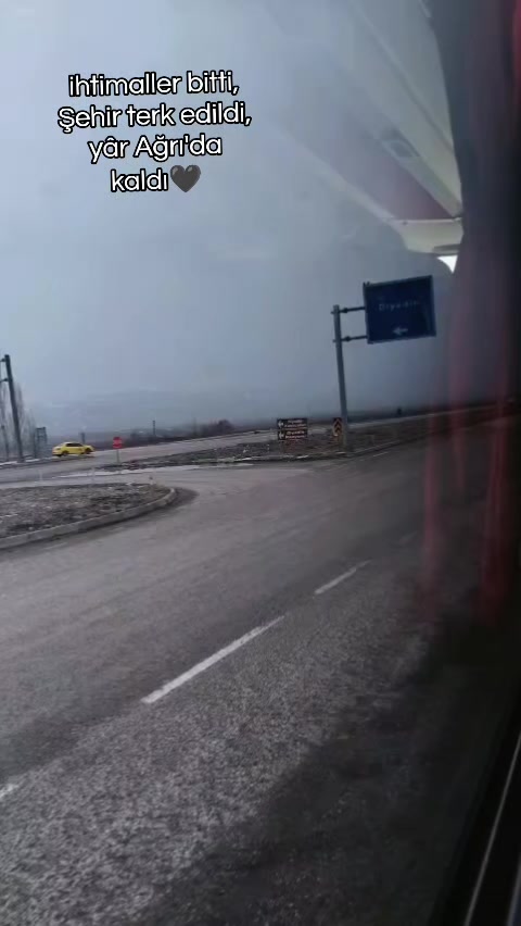 @&ouml;zg&uuml;r Yıldız