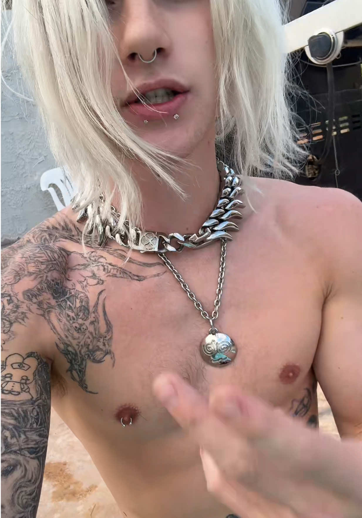 @🤹🏻
