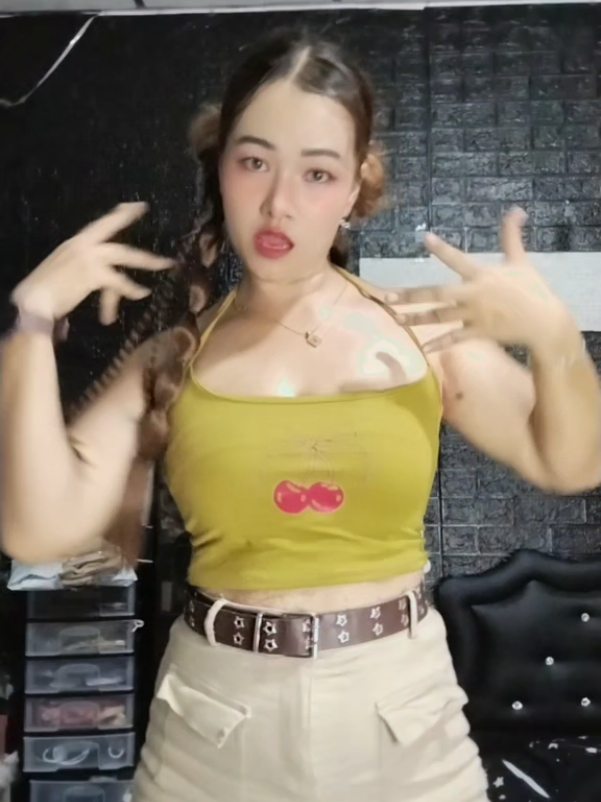 @★มิ้น^^"เอวซิ่ง★🏠สาริกา🇹🇭