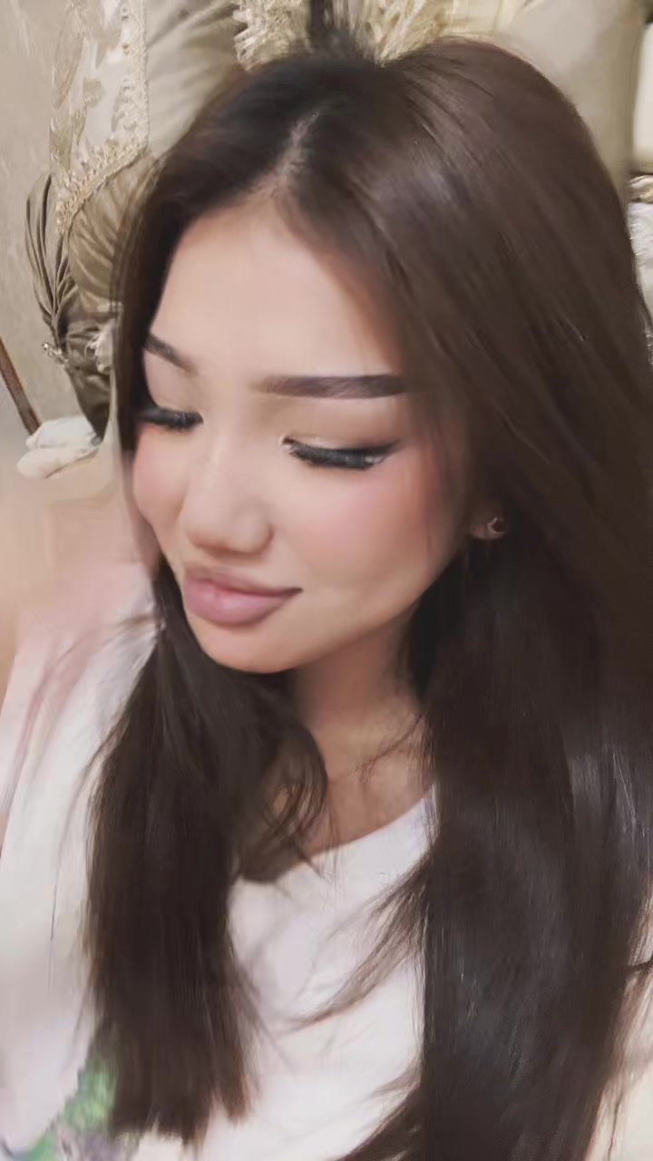 @🐰